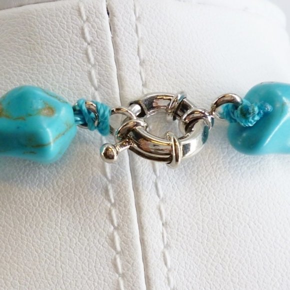 Necklace Faux Turquoise Nuggets Hand Knotted Southwestern Fancy Clasp 18" NWOT - Picture 4 of 5